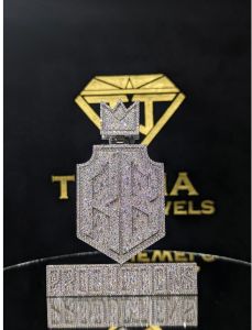 Hip Hop VVS Moissanite Diamonds 925 Sterling Silver Crown Shield Pendant
