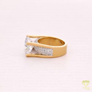 925 Sterling Silver Moissanite Diamond Polished Band Anniversary Ring