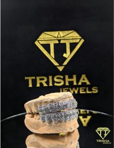 925 Sterling Silver Iced Out Moissanite Diamond Teeth Grillz