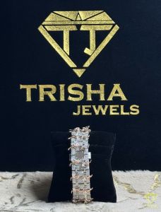 Custom Iced Out Moissanite Diamond Rose Gold Thorn Wrist Watch