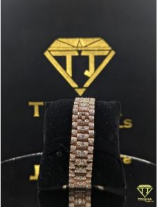 Luxury Rose Gold Fully Iced Out Diamond Wrist Watch