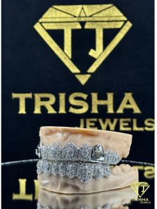 925 Sterling Silver VVS Moissanite Diamond Hip Hop Trendy Iced Out Teeth Men Grillz