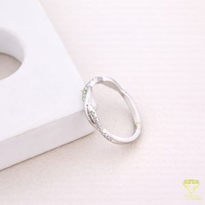 925 Sterling Silver VVS Moissanite Diamond Trendy Infinity Ring