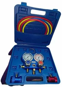 Double Manifold Gauge