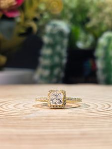 Classy 925 Silver Princess Cut VVS Moissanite Engagement Ring