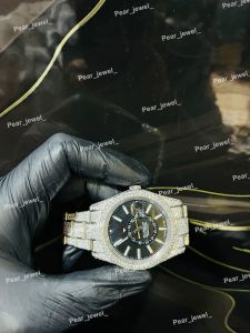 Iced Out Black Dial Moissanite Hip Hop Luxury Watch