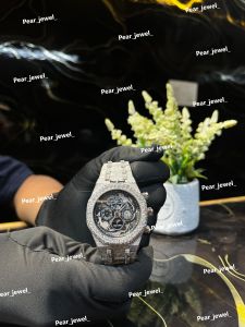 Iced Out Stainless Steel VVS Moissanite Diamond Luxury Wrist Watch