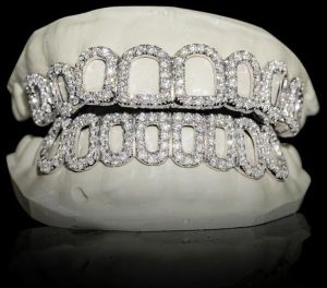 Royal Iced Out VVS Moissanite 925 Silver Luxury Grillz