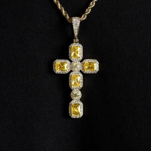 VVS Emerald Moissanite 925 Sterling Silver Cross Design Pendant