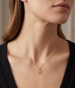 Beautiful Good Looking Diamond Pendant