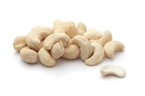 w320 Cashew Nut