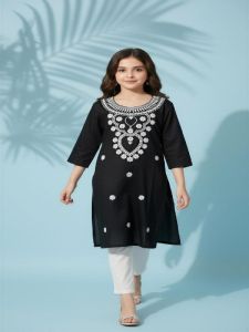 Girl Cotton Blend Black Chikankari Kurti