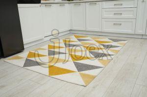 Geometric Printed Floor Mat