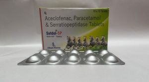 Aceclofenac Paracetamol Serratiopeptidase Tablets