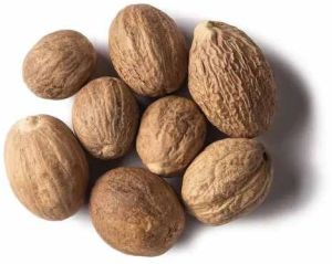 Whole Brown Nutmeg