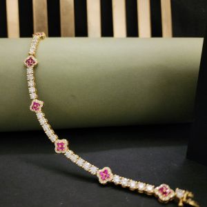 Exclusive Round Cut Diamond Bracelet