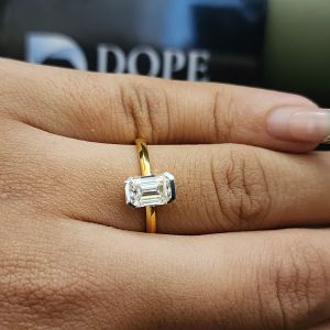 Elegant Emerald Cut Diamond Ring