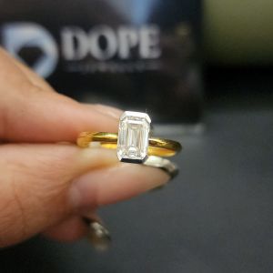 Elegant Emerald Cut Diamond Ring