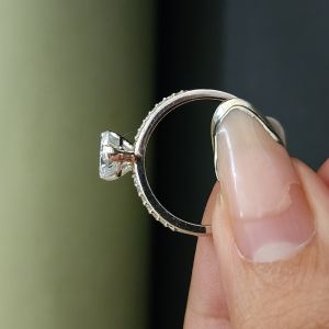 Elegant Heart Shape Moissanite Diamond Ring