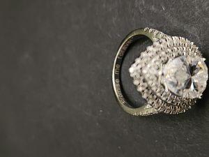 Elegant Pear Cut Engagement Diamond Ring