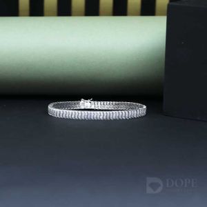 Minimalist Round Cut Diamond Bracelet