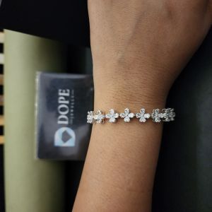 Luxury Pear Cut Diamond Bracelet For Women\'s