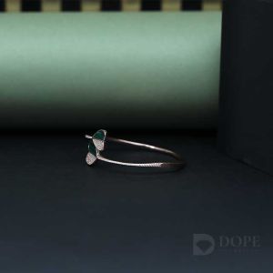 Pretty Heart Shape Round Diamond Stiff Bracelet