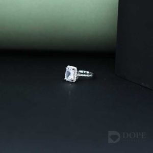 Stunning Classic Radiant Cut Diamond Ring