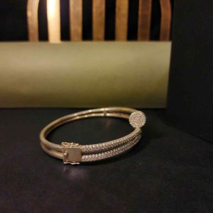Designer Round Cut Stiff Diamond Bracelet