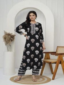 Ladies Black Rayon Floral Kurti Salwar Suit Set With Dupatta