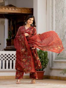 Ladies Maroon Rayon Printed Kurti Palazzo Set with Dupatta