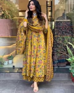 Ladies Yellow Rayon Printed Kurti Palazzo Suit Set With Dupatta