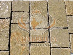 Tumbled Yellow Cobble Sandstone