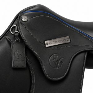 Noirline Azure Elegant Deep Black Leather Horse Riding Saddle