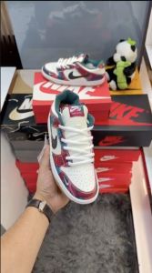 Nike SB Dunk Low \