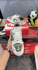 Nike SB Dunk Low X Stussy \