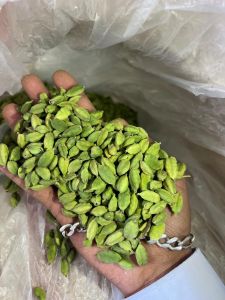 Premium Grade Whole Green Cardamom