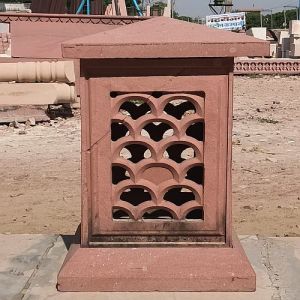 Red Sandstone Post Lamp