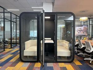 Acoustic Soundproof Meeting Pod