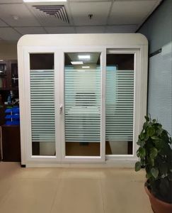 Sound Proof Meeting Pods