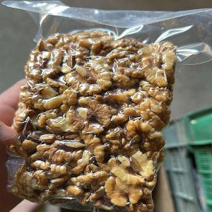 Broken Kashmiri Walnut Kernels