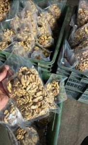 Pure Kashmiri Walnut Kernels