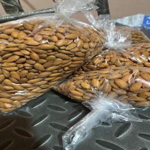 Plain Kashmiri Mamra Almond Nuts