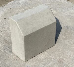 Taper Top Concrete Kerb Stone