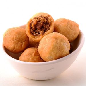 Traditional Crispy Dry Kachori Snacks
