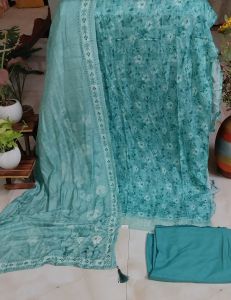 Ladies Muslin Fabric Suit