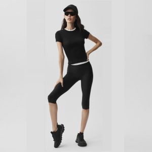 Black Half Sleeve T-Shirt with High Waist Legging