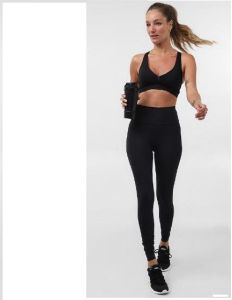 Women Solid Black Activewear Set