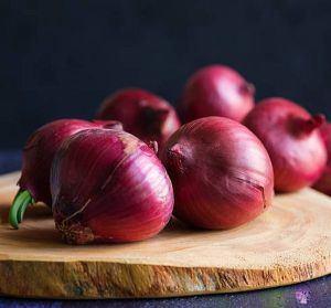 70mm Fresh Red Onion