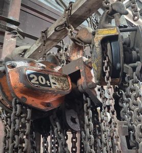 Black Bear Manual 20 Ton Chain Pulley Block